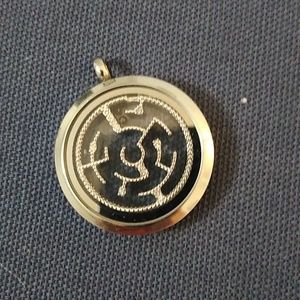 Origami Owl Plate ONLY for Silver Locket 1 1/2" dia.